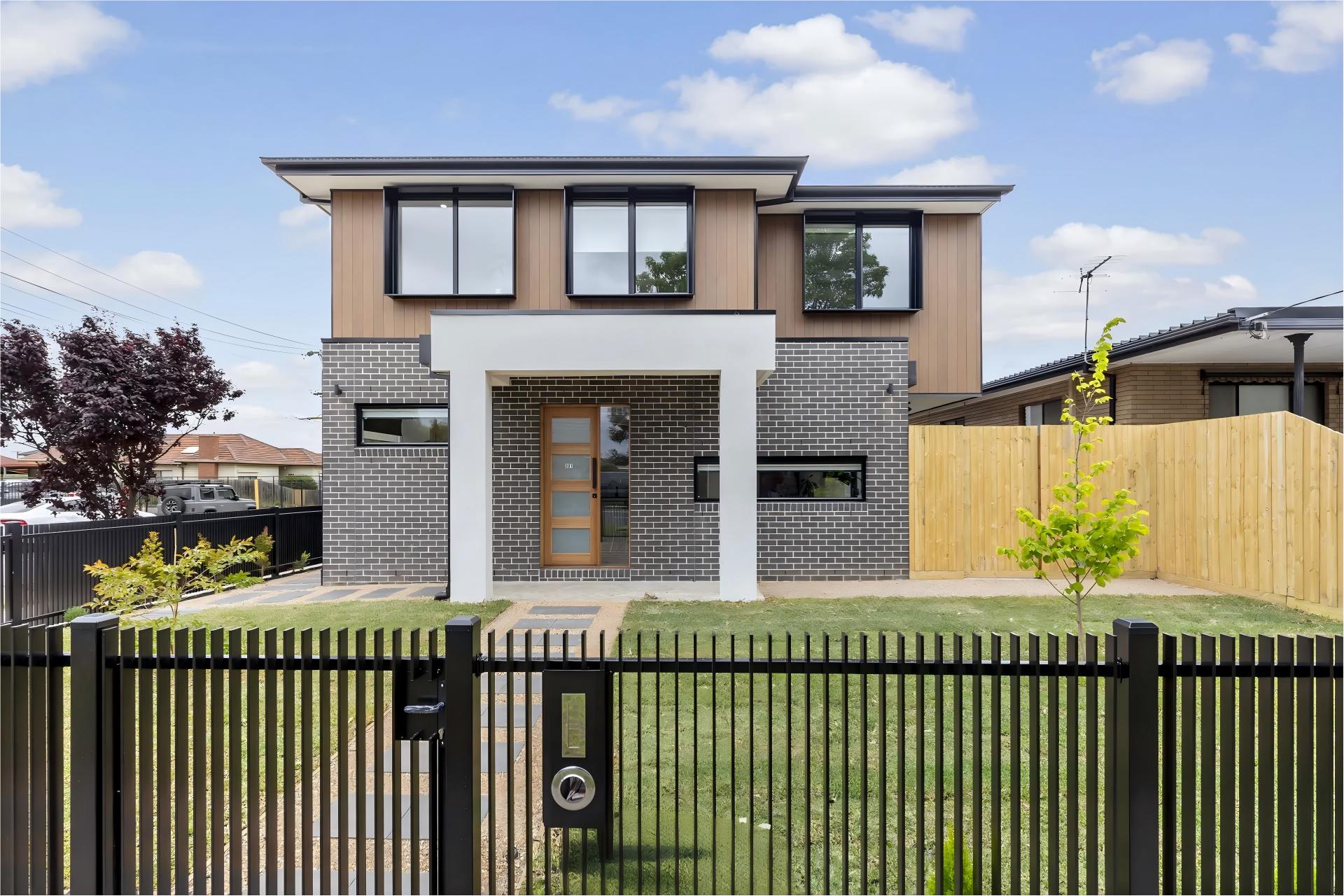 (North) Thomastown VIC 3074 - 321 High Street