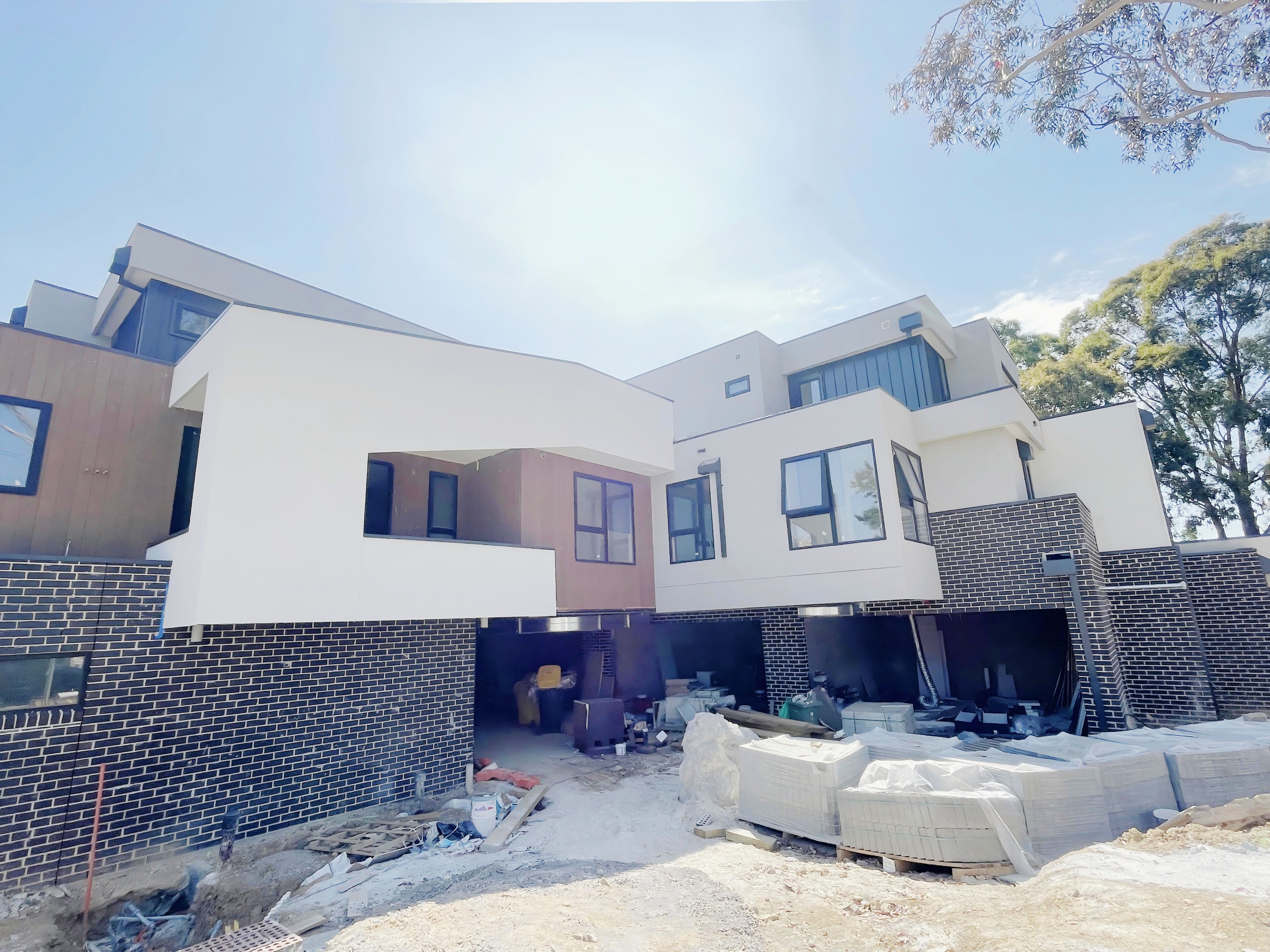 (East) Burwood East VIC 3151 - 11-13 Travers Crescent