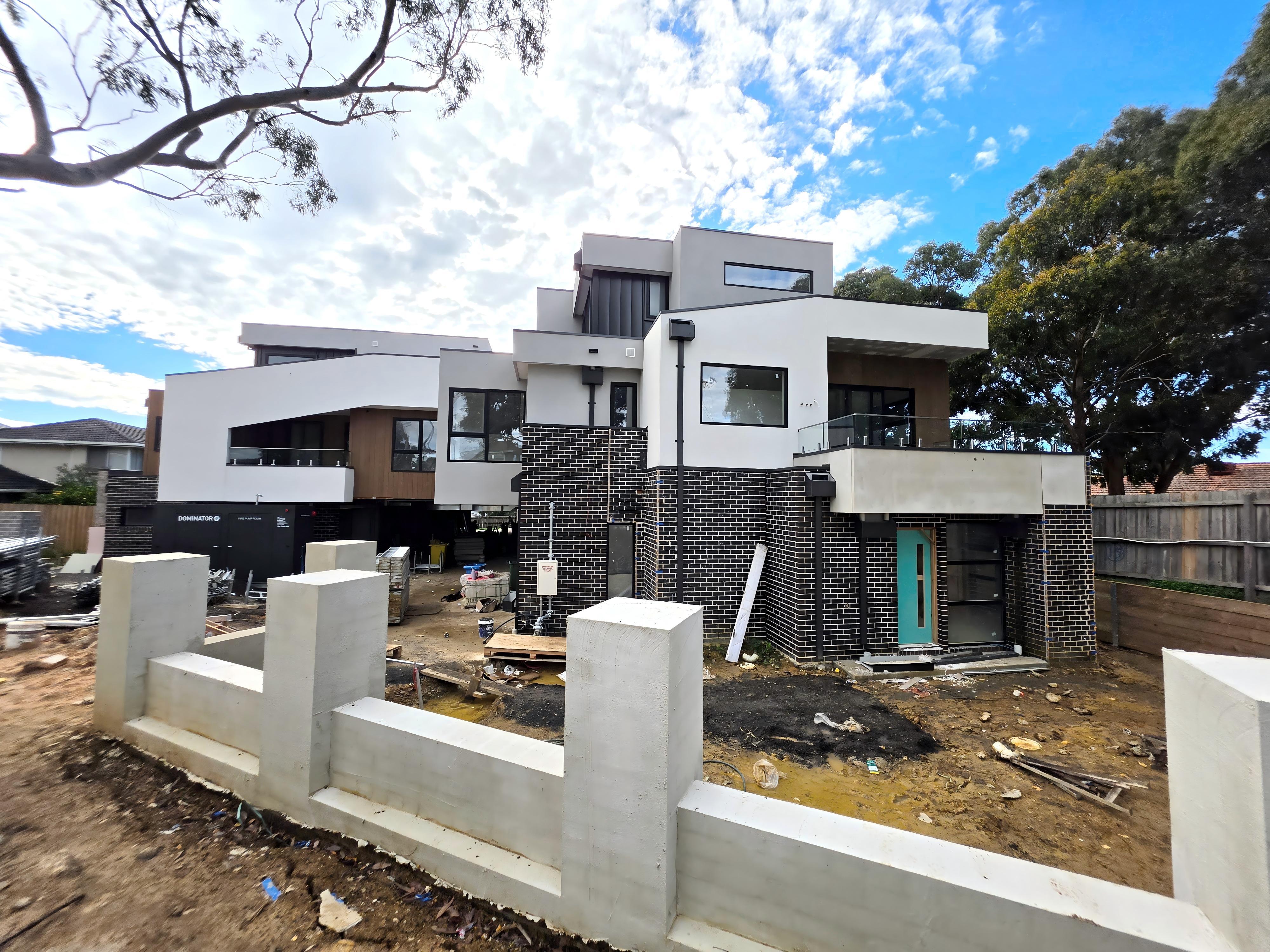 (East) Burwood East VIC 3151 - 11-13 Travers Crescent