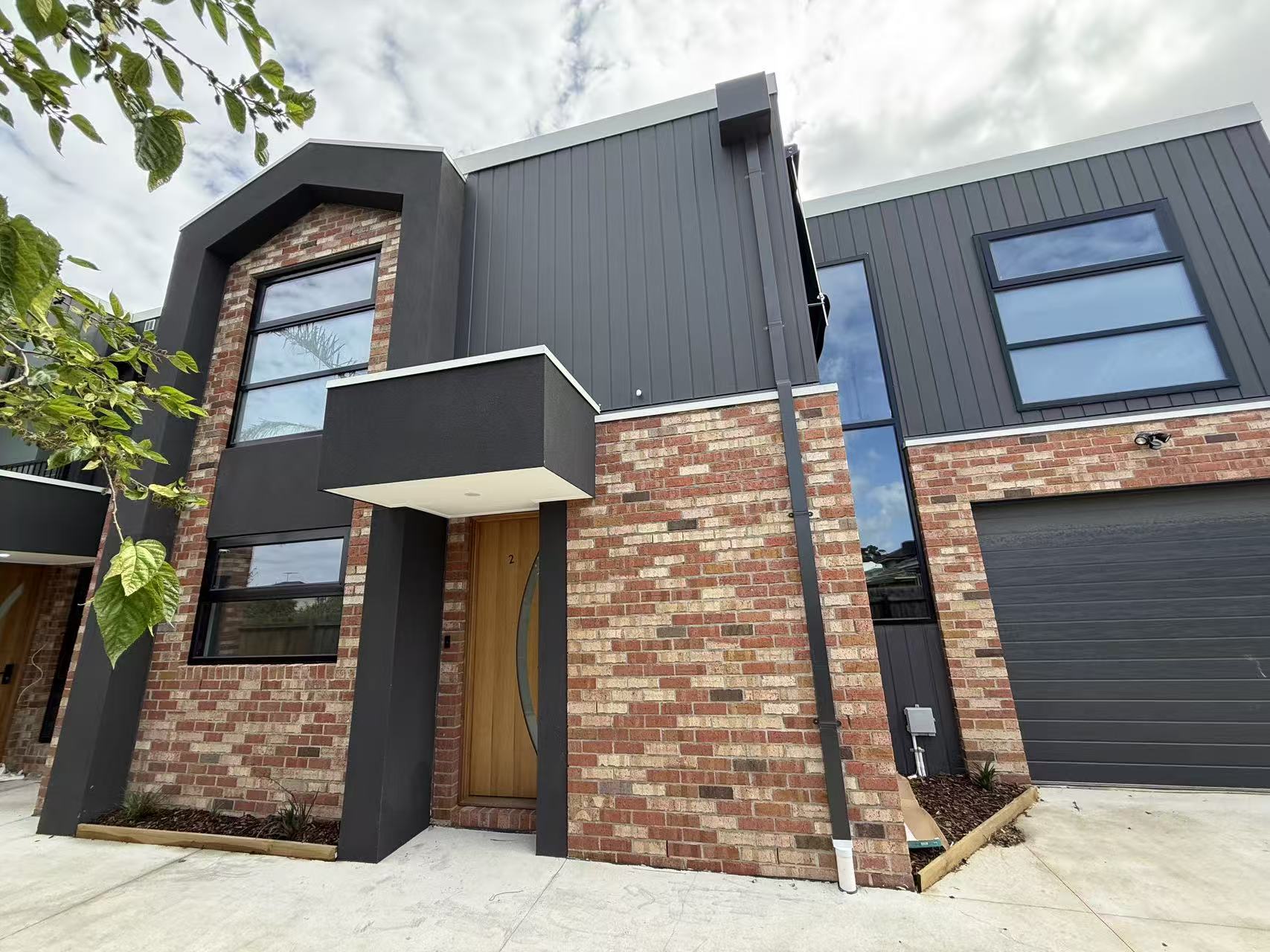 (North) Glenroy VIC 3046 - 15 Isla Ave