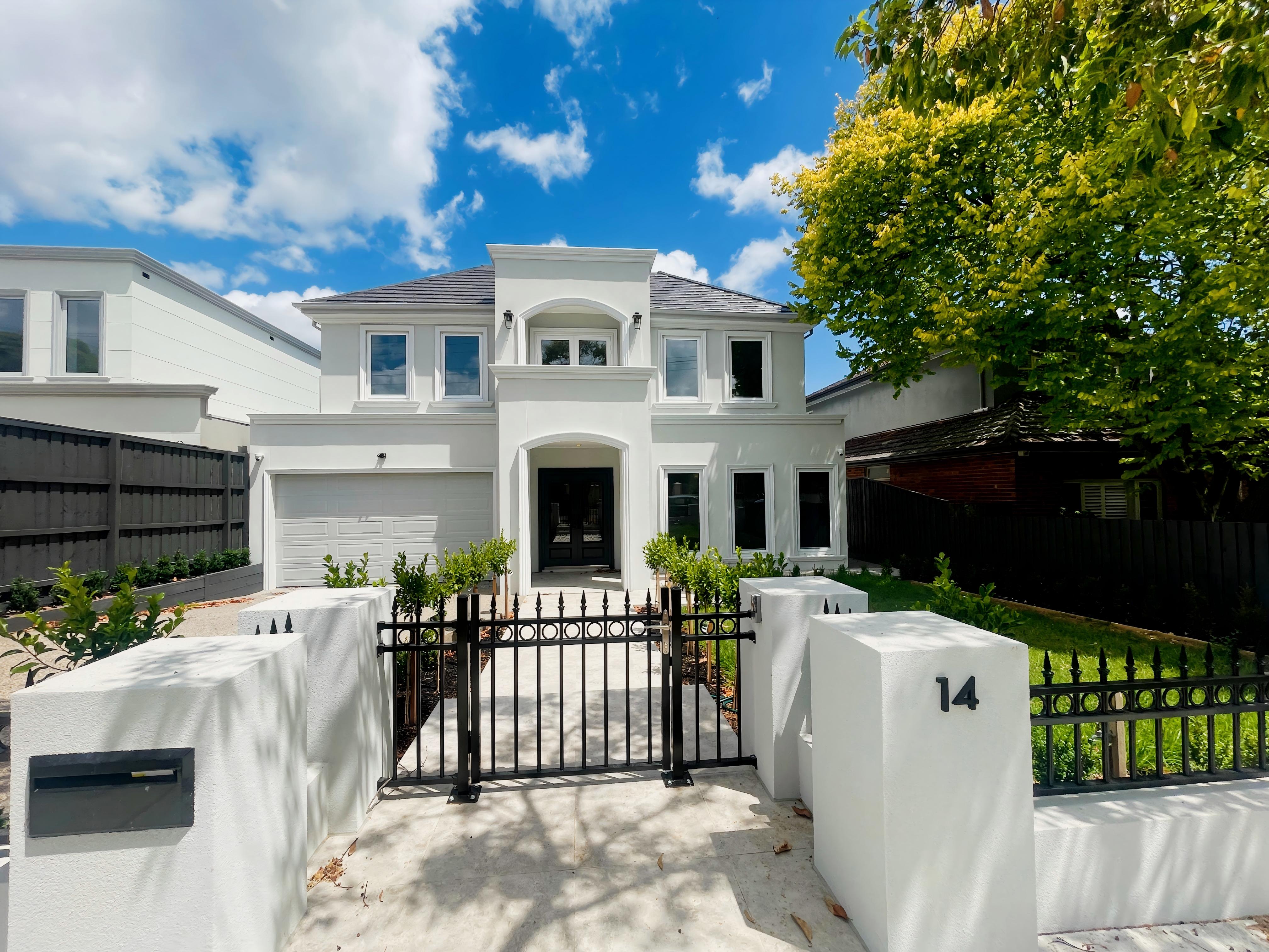 (East) Box Hill South VIC 3128 - 14 Asquith Street